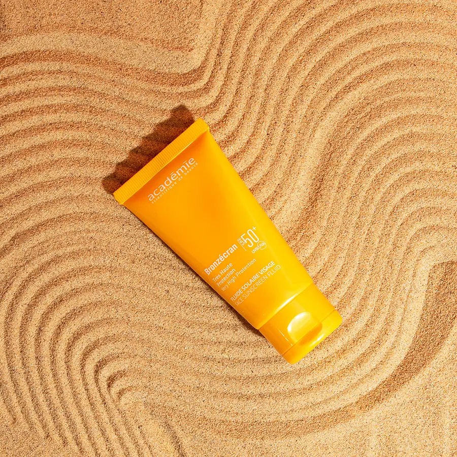 0430 Lagani fluid za lice SPF50+